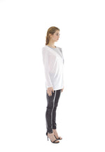 WHITE AND GREY SLASHER TOP